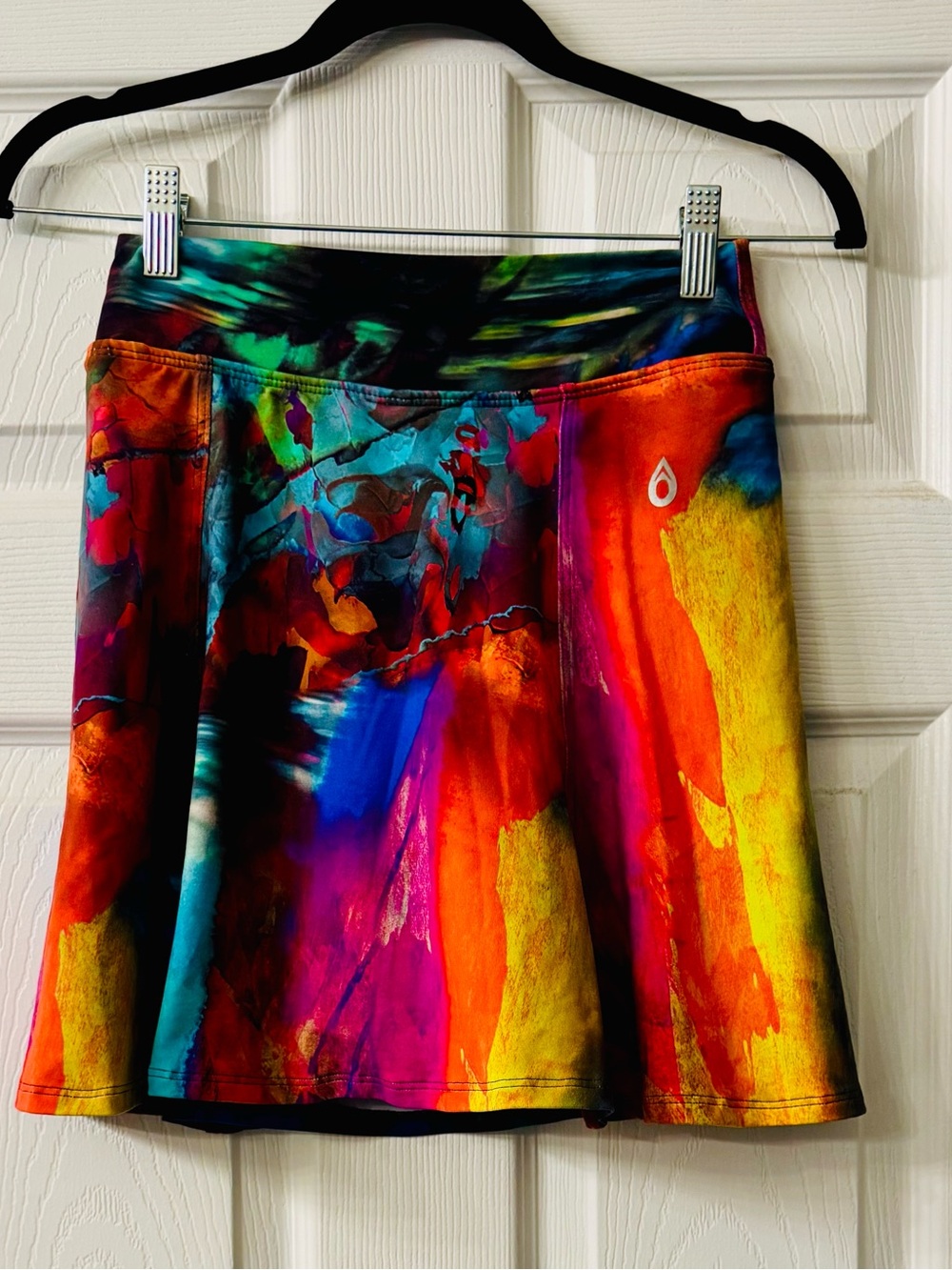 Dona Jo Seabreeze Flirty Colorful Abstract Skort - Activewear